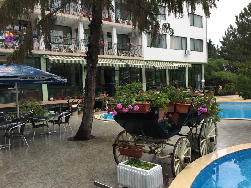 Park Hotel Briz غولدن ساندز المظهر الخارجي الصورة