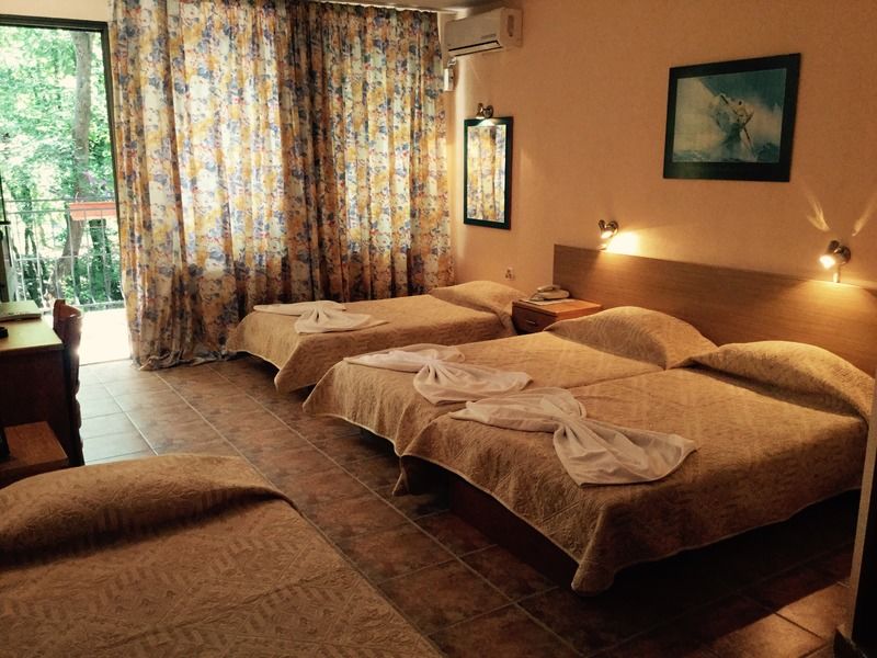 Park Hotel Briz غولدن ساندز المظهر الخارجي الصورة