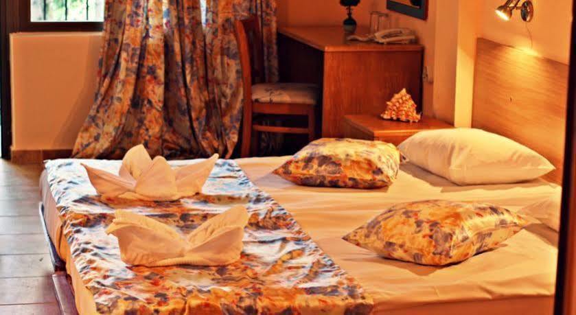 Park Hotel Briz غولدن ساندز المظهر الخارجي الصورة