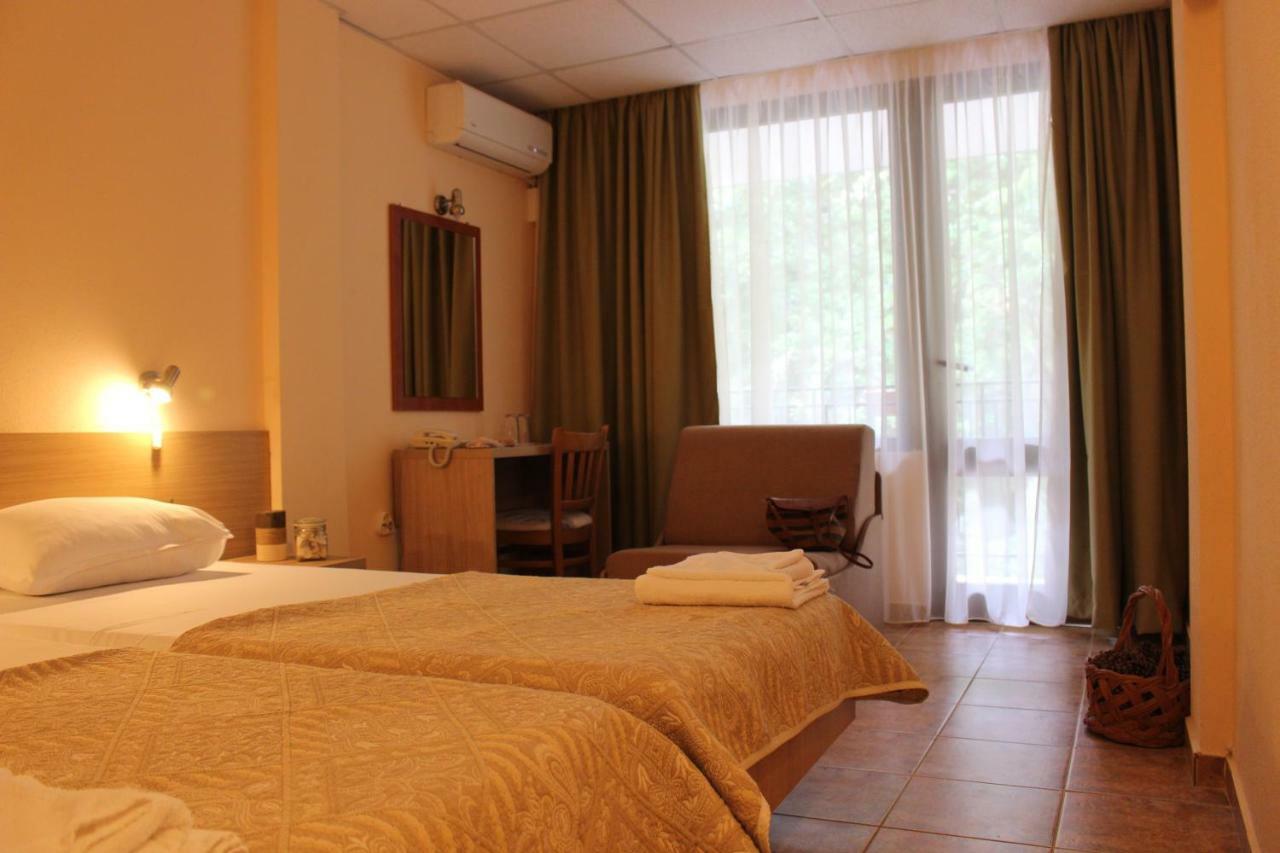 Park Hotel Briz غولدن ساندز المظهر الخارجي الصورة